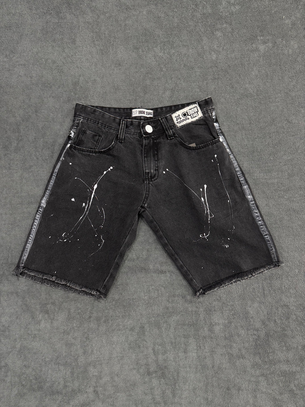 BERMUDA BROW JEANS JOGADOR - PRETA/BRANCA
