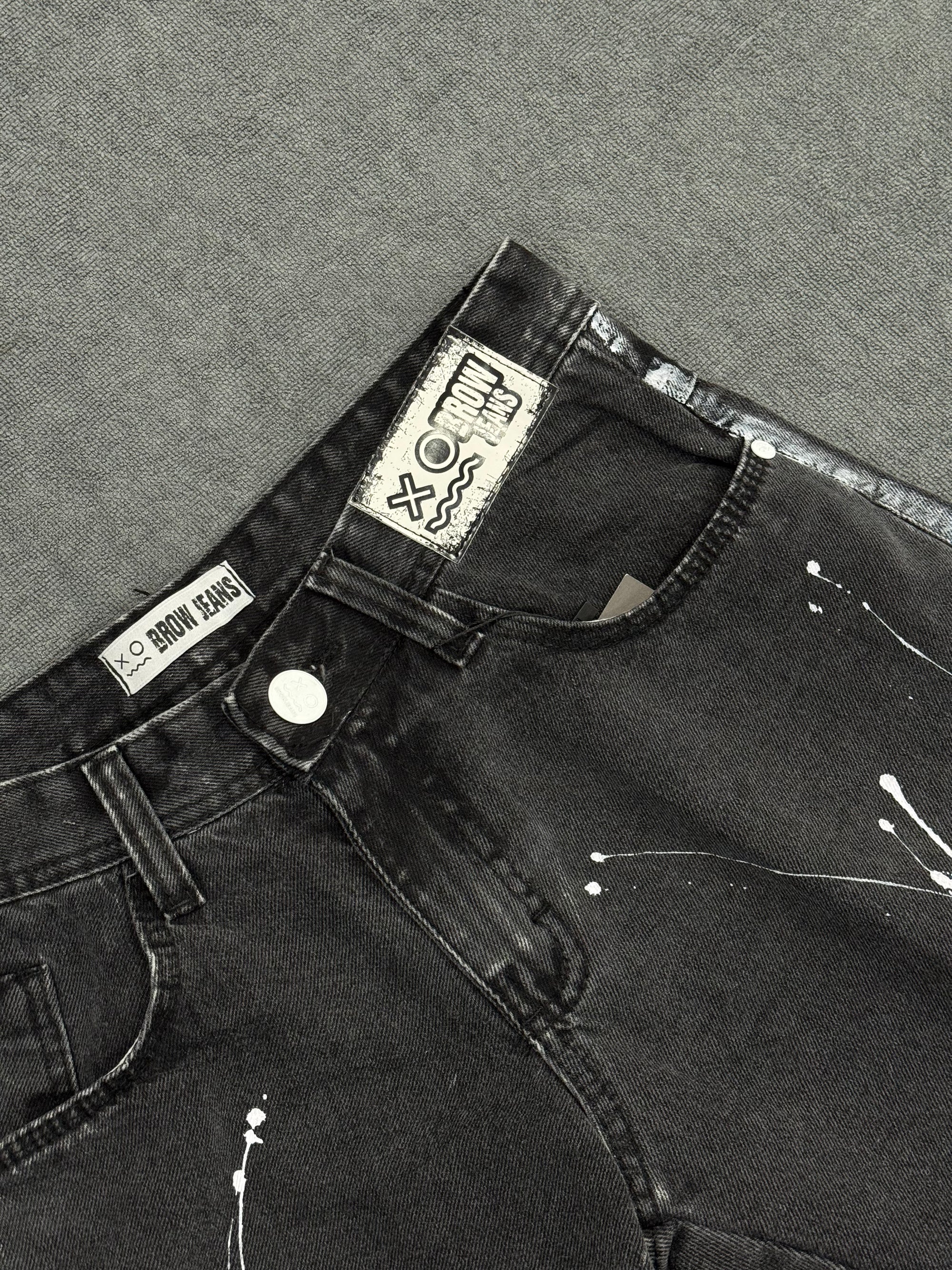 BERMUDA BROW JEANS JOGADOR - PRETA/BRANCA