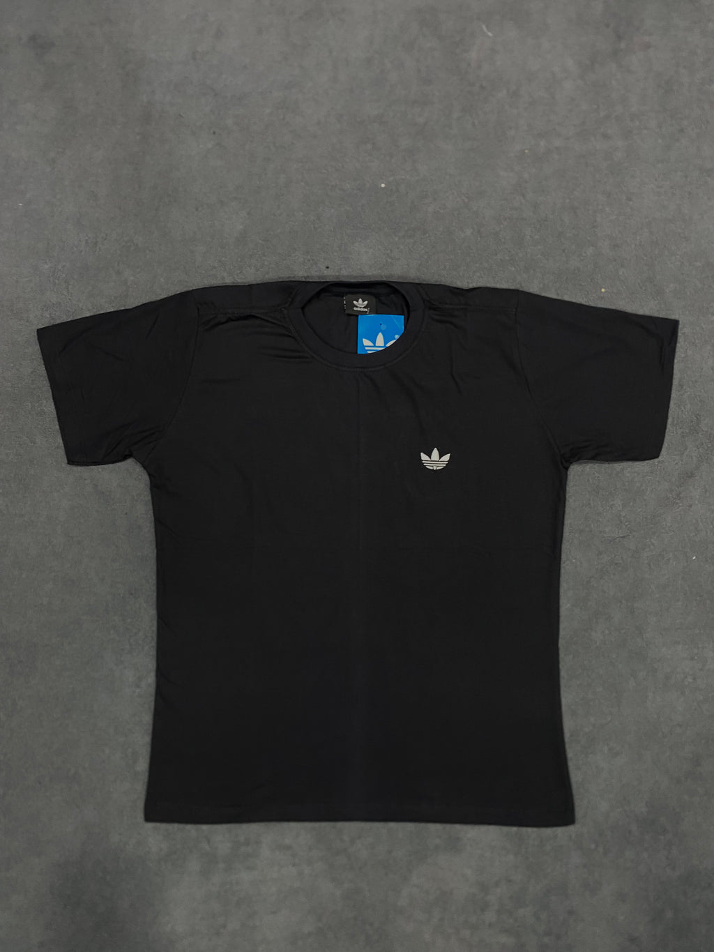 CAMISETA ADD LOGO - PRETA
