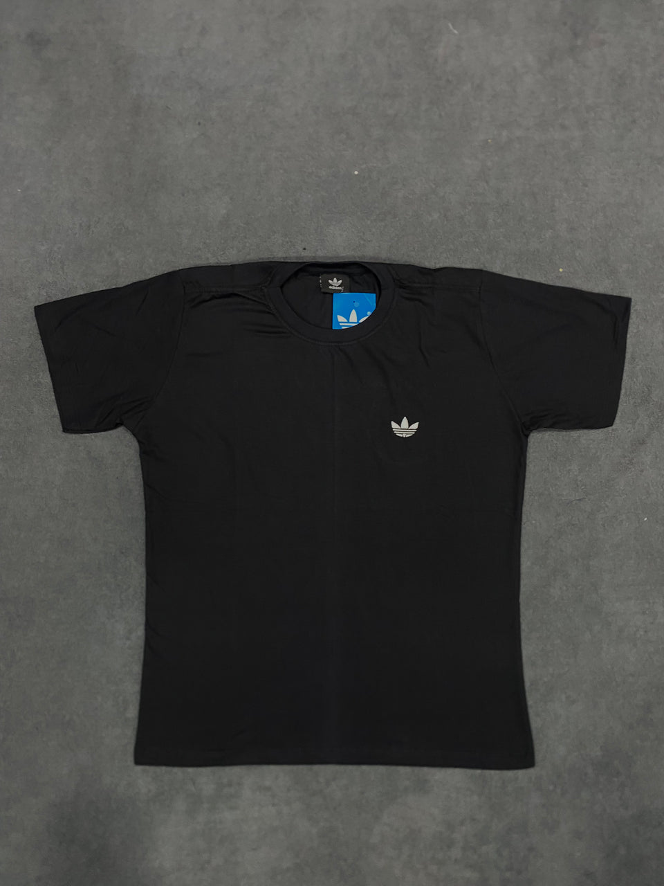 CAMISETA ADD LOGO - PRETA