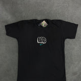 CAMISETA NK SINCE - PRETA