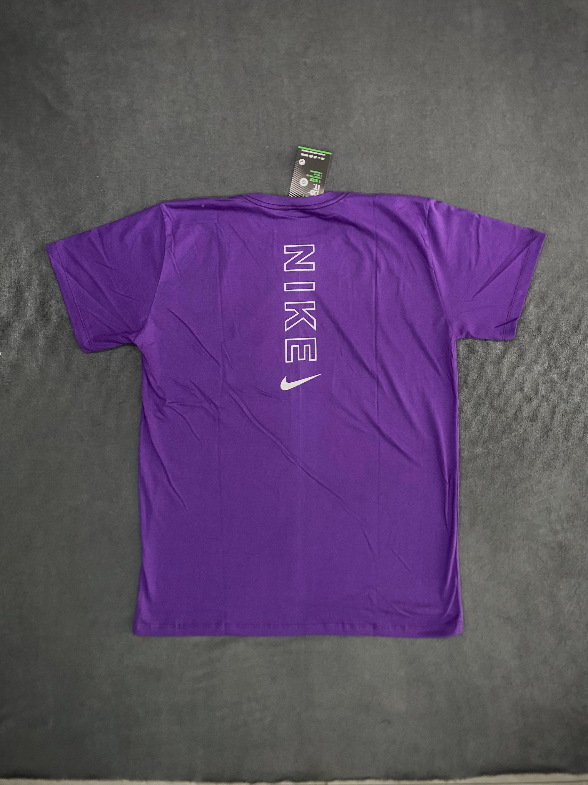 CAMISETA NK LOGO - ROXA