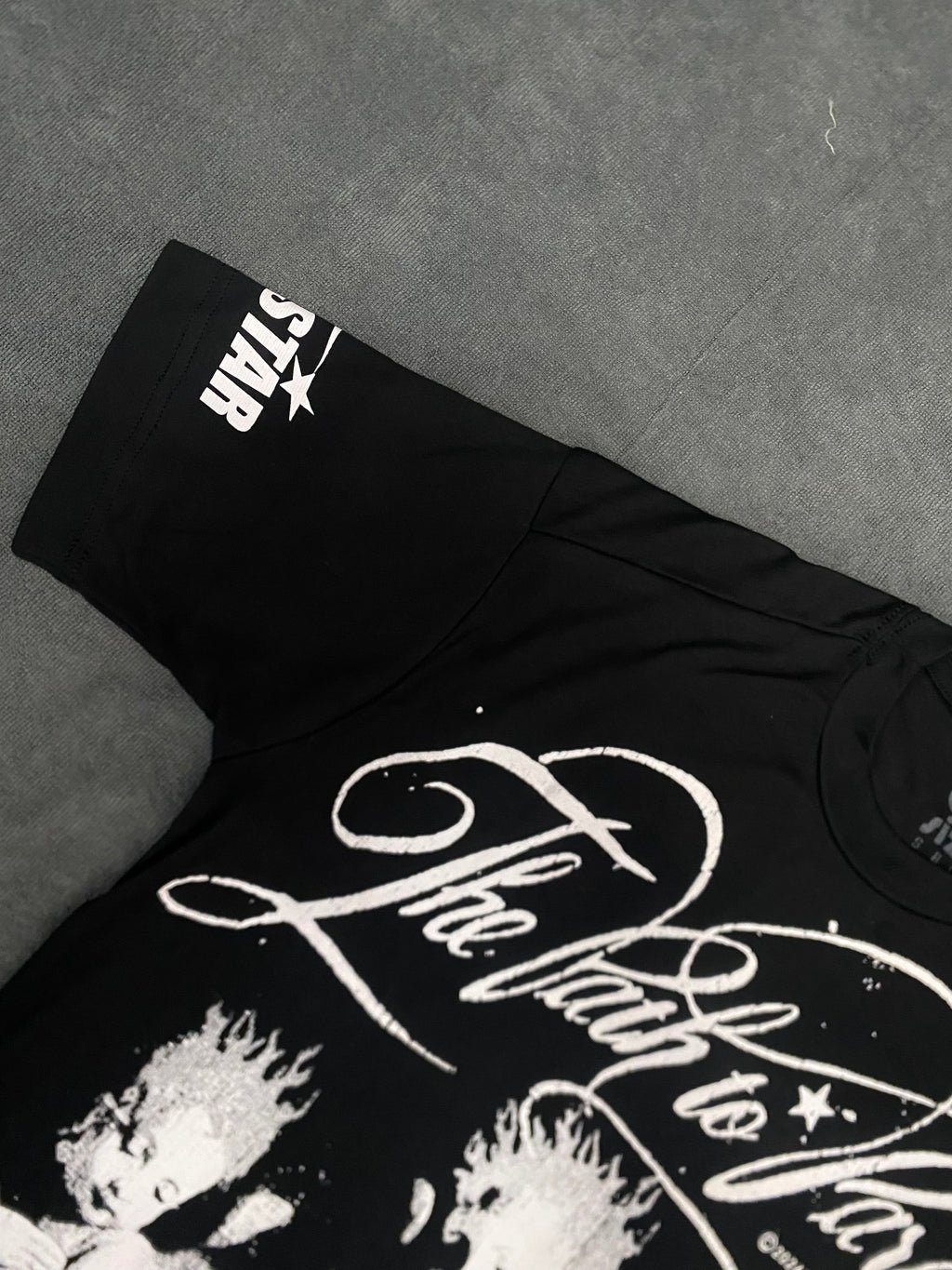 CAMISETA OVERSIZED TREE ANGELS - PRETA