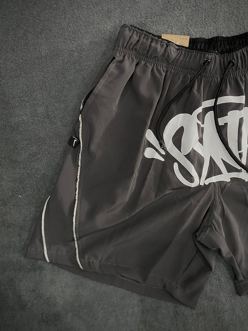 BERMUDA SHORT SYNA WORLD - CINZA