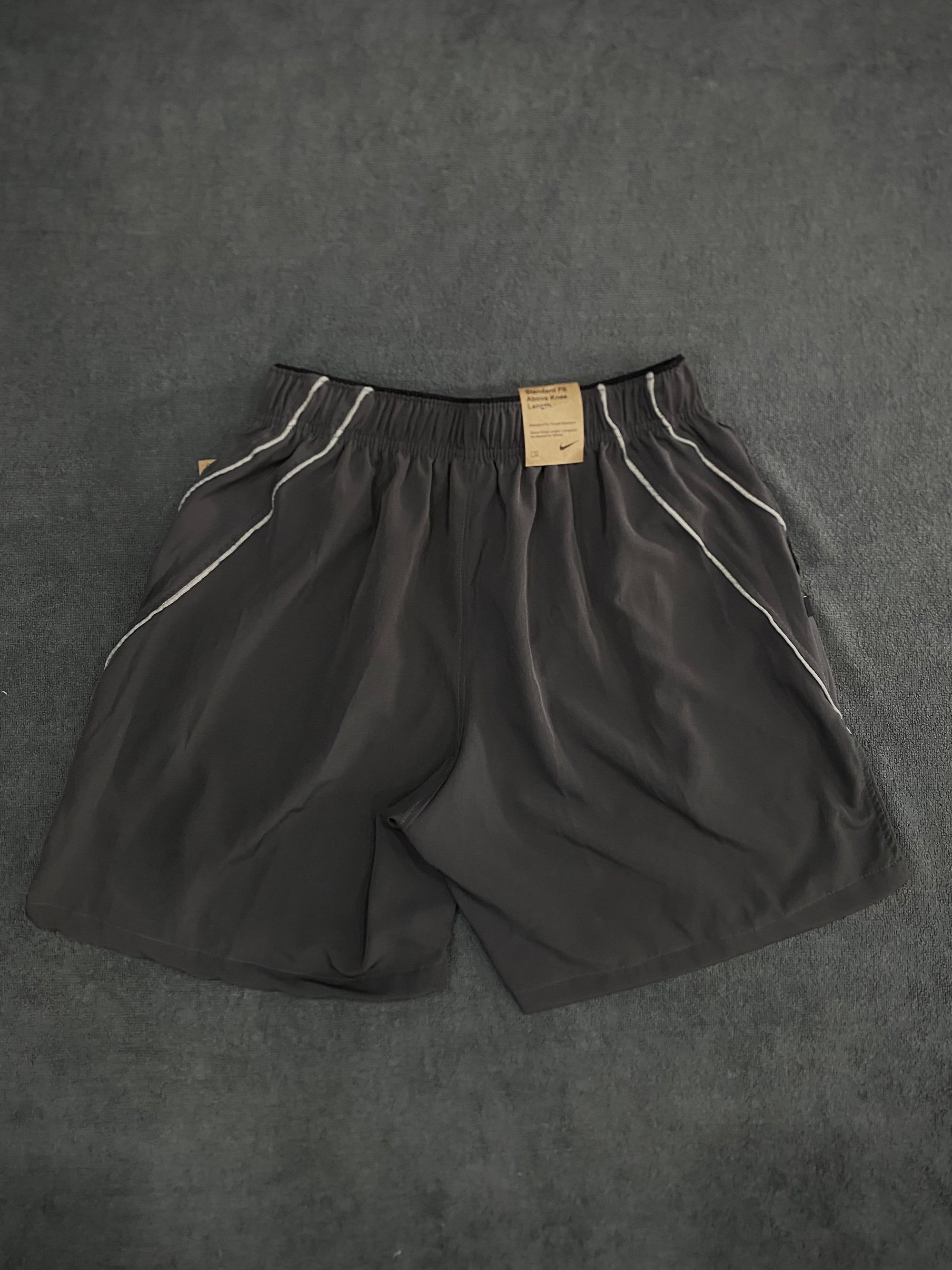 BERMUDA SHORT SYNA WORLD - CINZA
