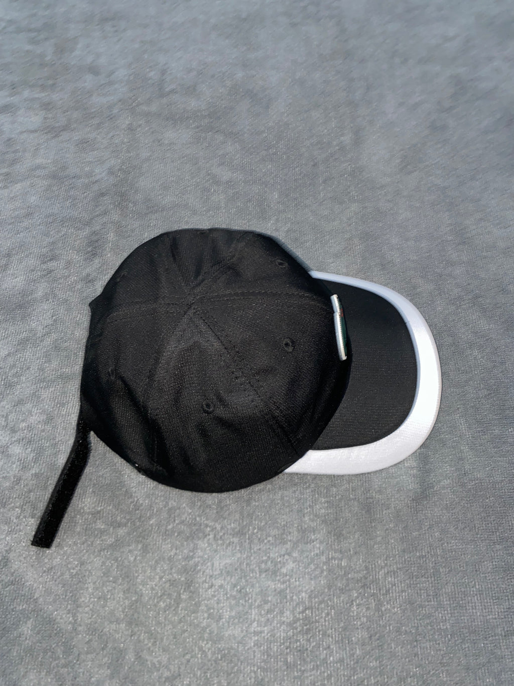 BONÉ LSCT SPORT - PRETO/BRANCO