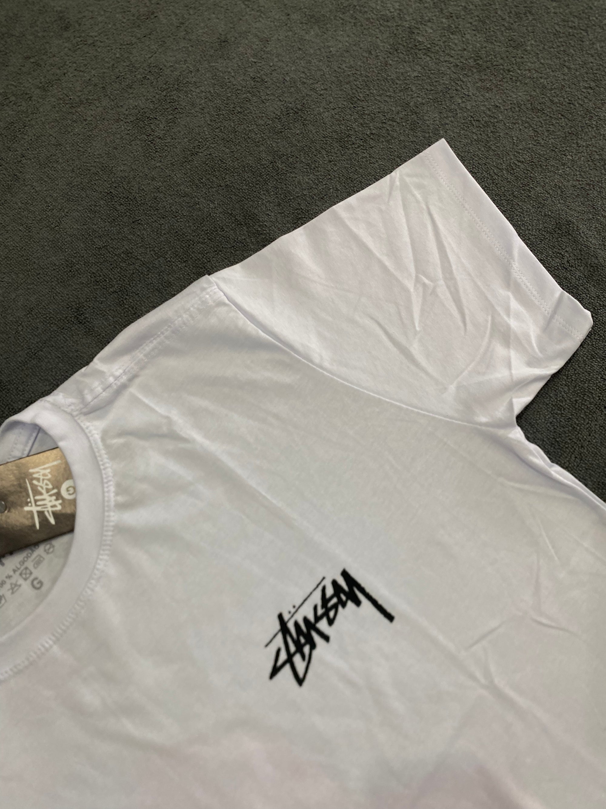 CAMISETA STUSSY LOGO - BRANCA