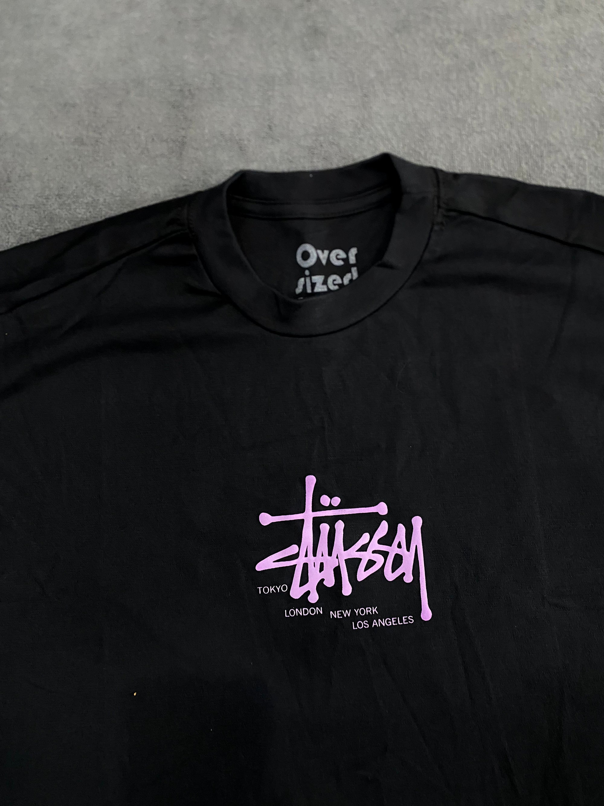 CAMISETA OVERSIZED STUFYY - PRETA