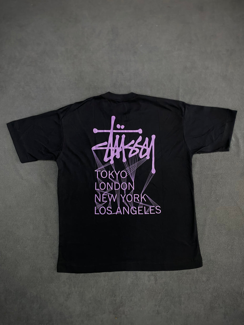 CAMISETA OVERSIZED STUFYY - PRETA