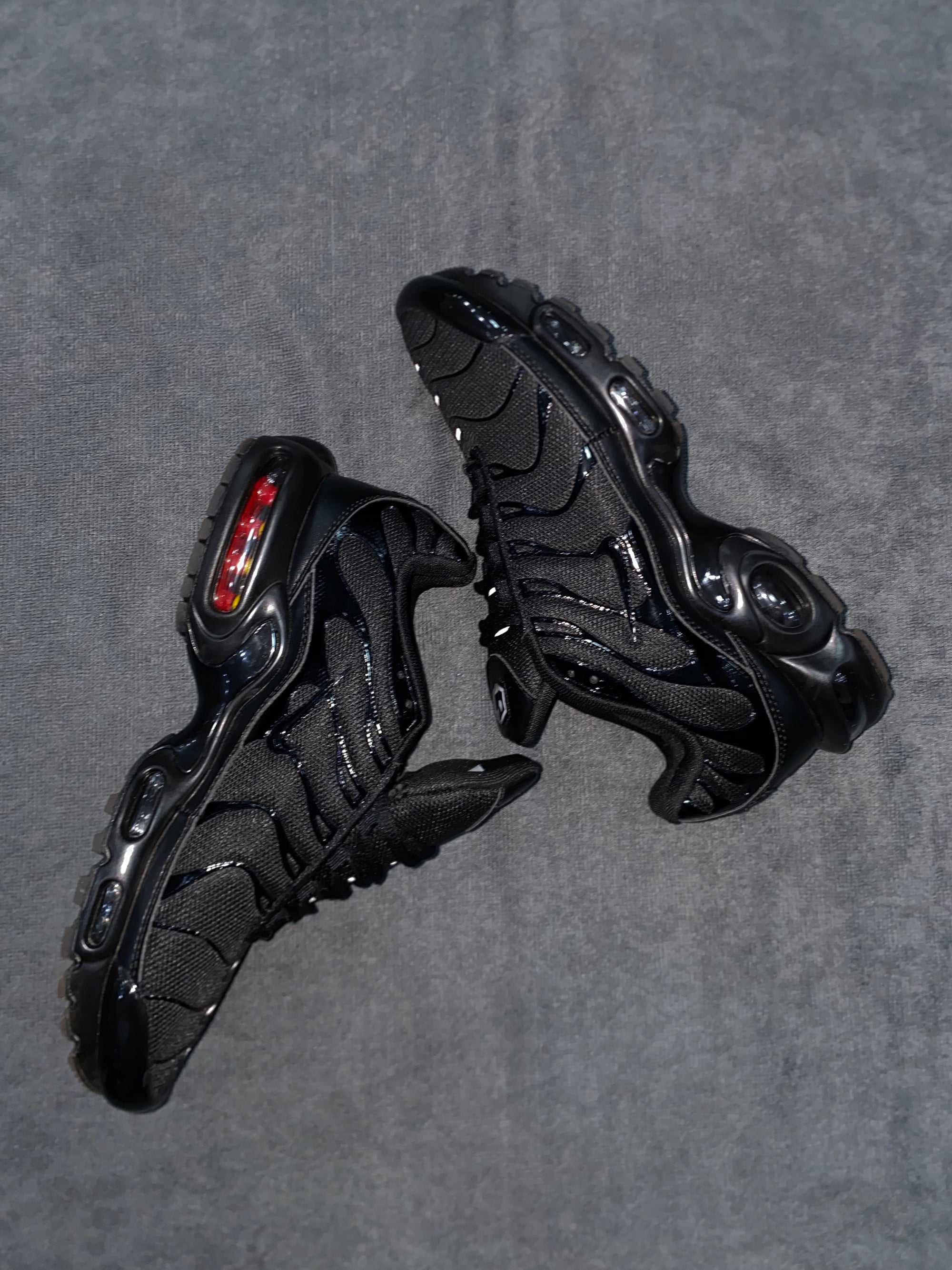 TÊNIS NK AIR MAX TN -PRETO