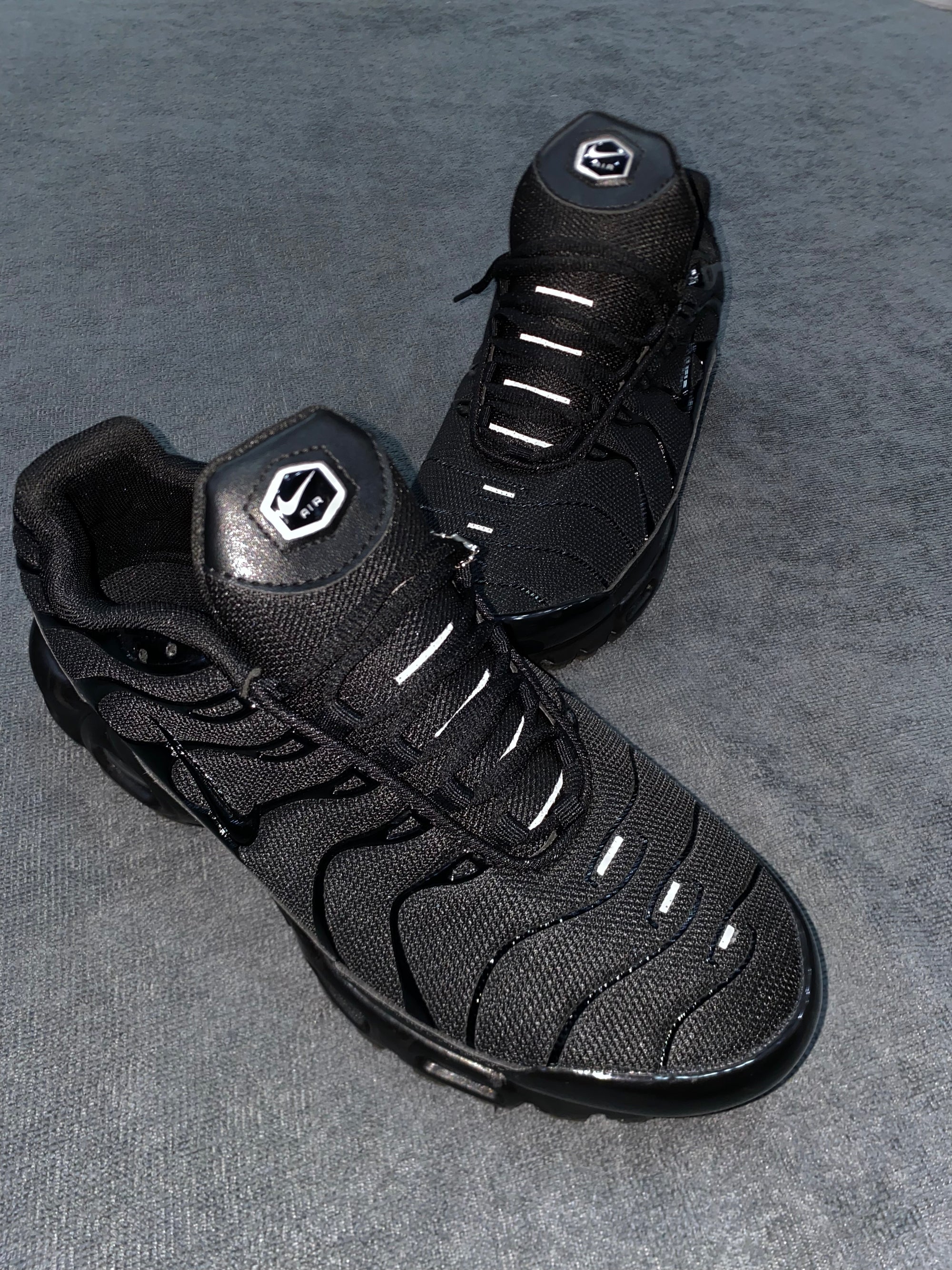 TÊNIS NK AIR MAX TN -PRETO