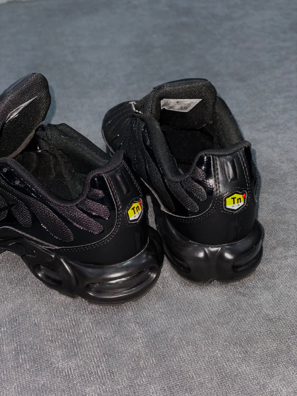 TÊNIS NK AIR MAX TN -PRETO