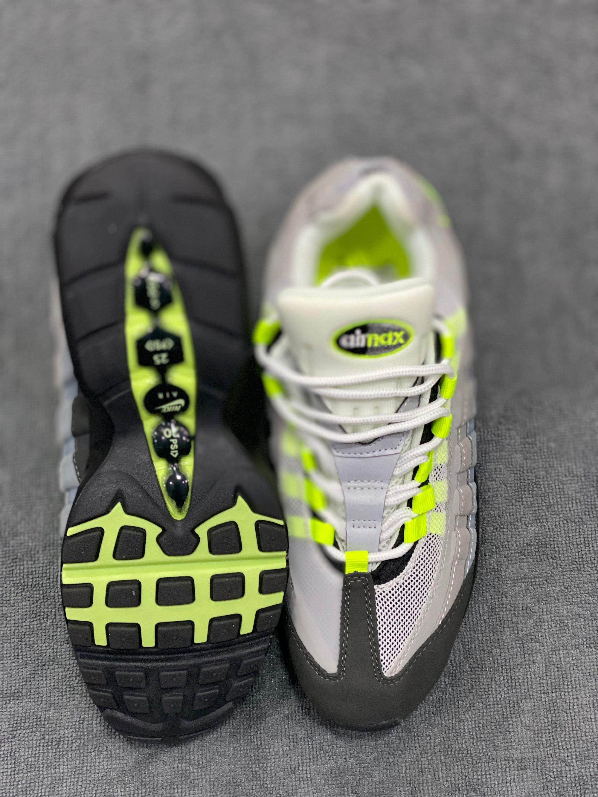 TÊNIS NK AIR MAX 95 - VERDE NEON