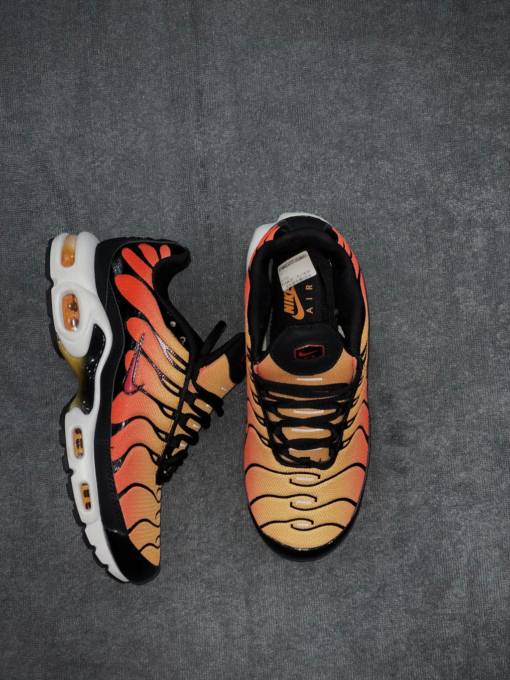 TÊNIS NK AIR MAX TN - LARANJA