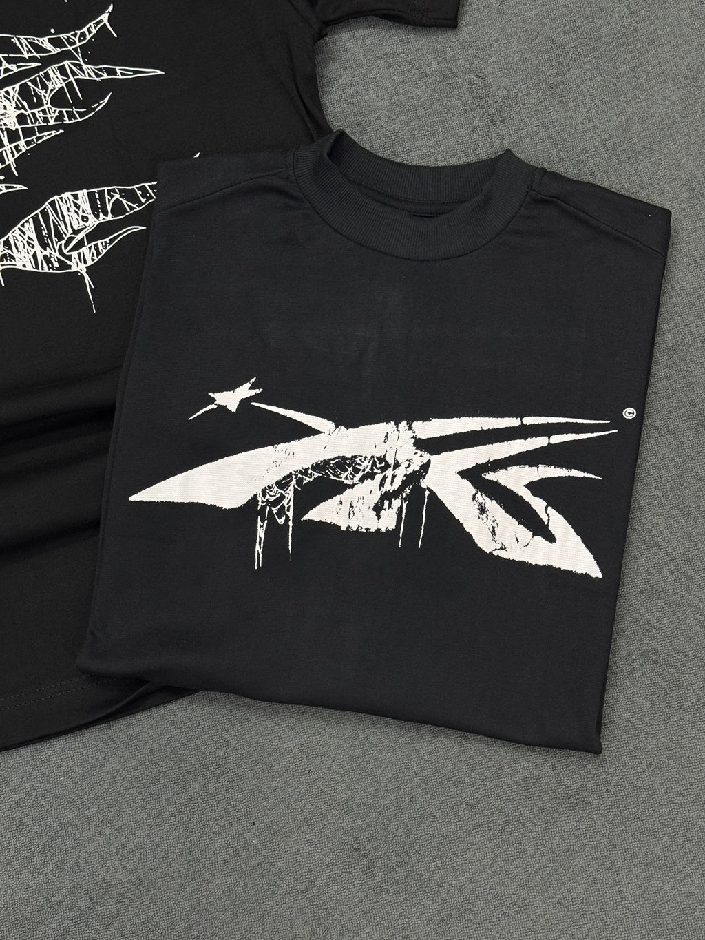 CAMISETA OVERSIZED HELLSTAR LOGO