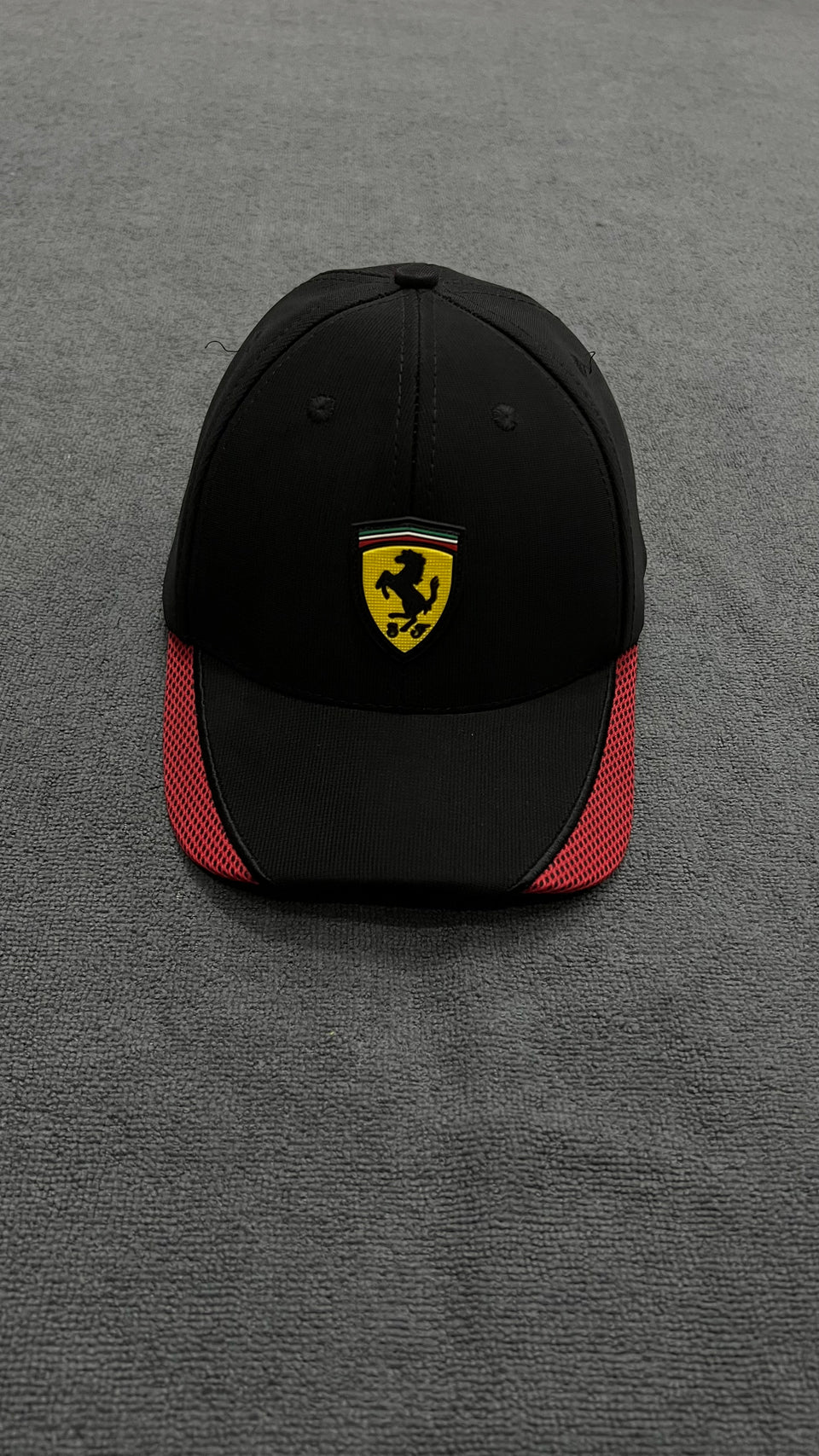 BONÉ FERRARI - PRETO