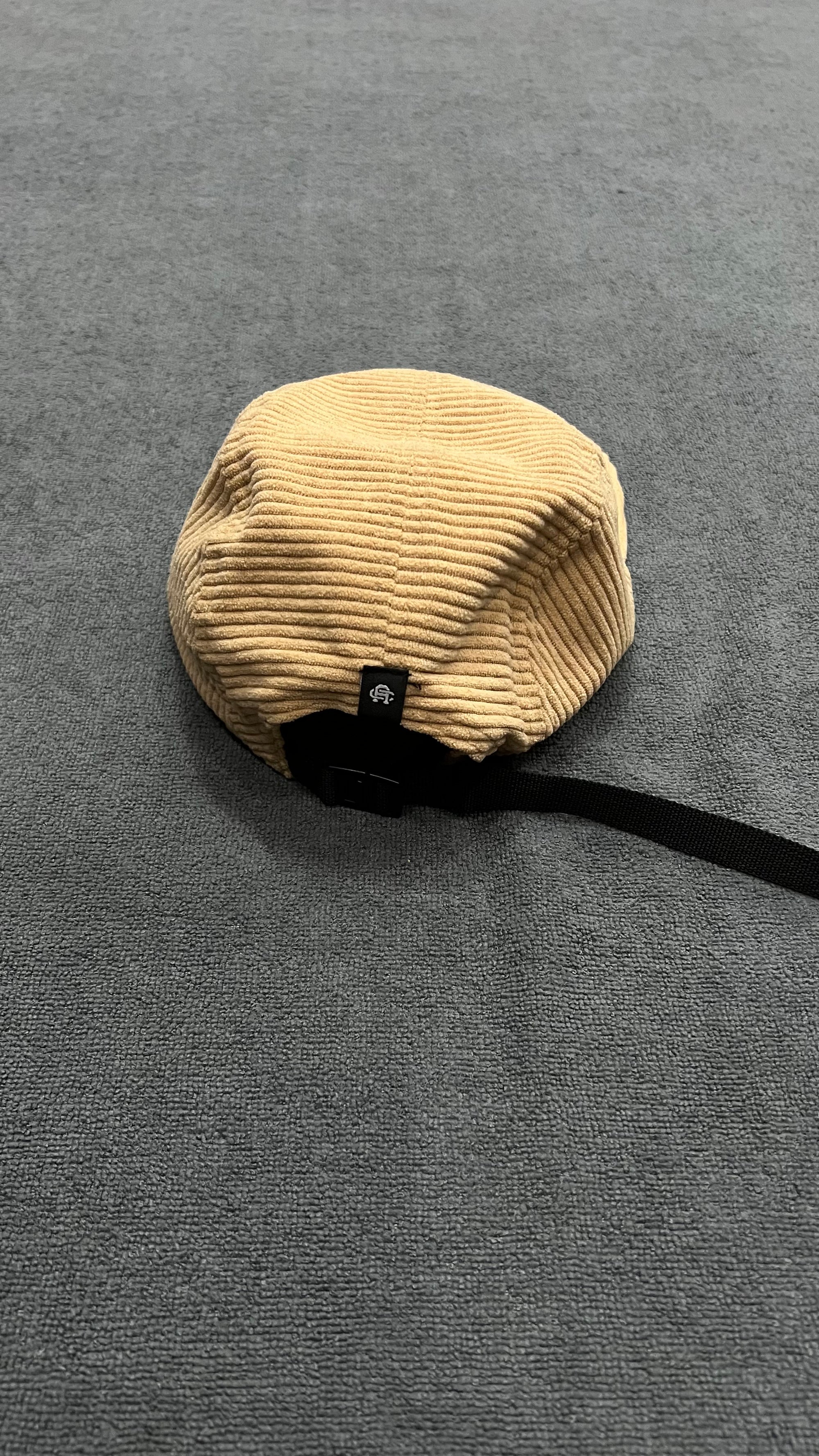 BONÉ ANTH CO FIVE PANEL - BEGE