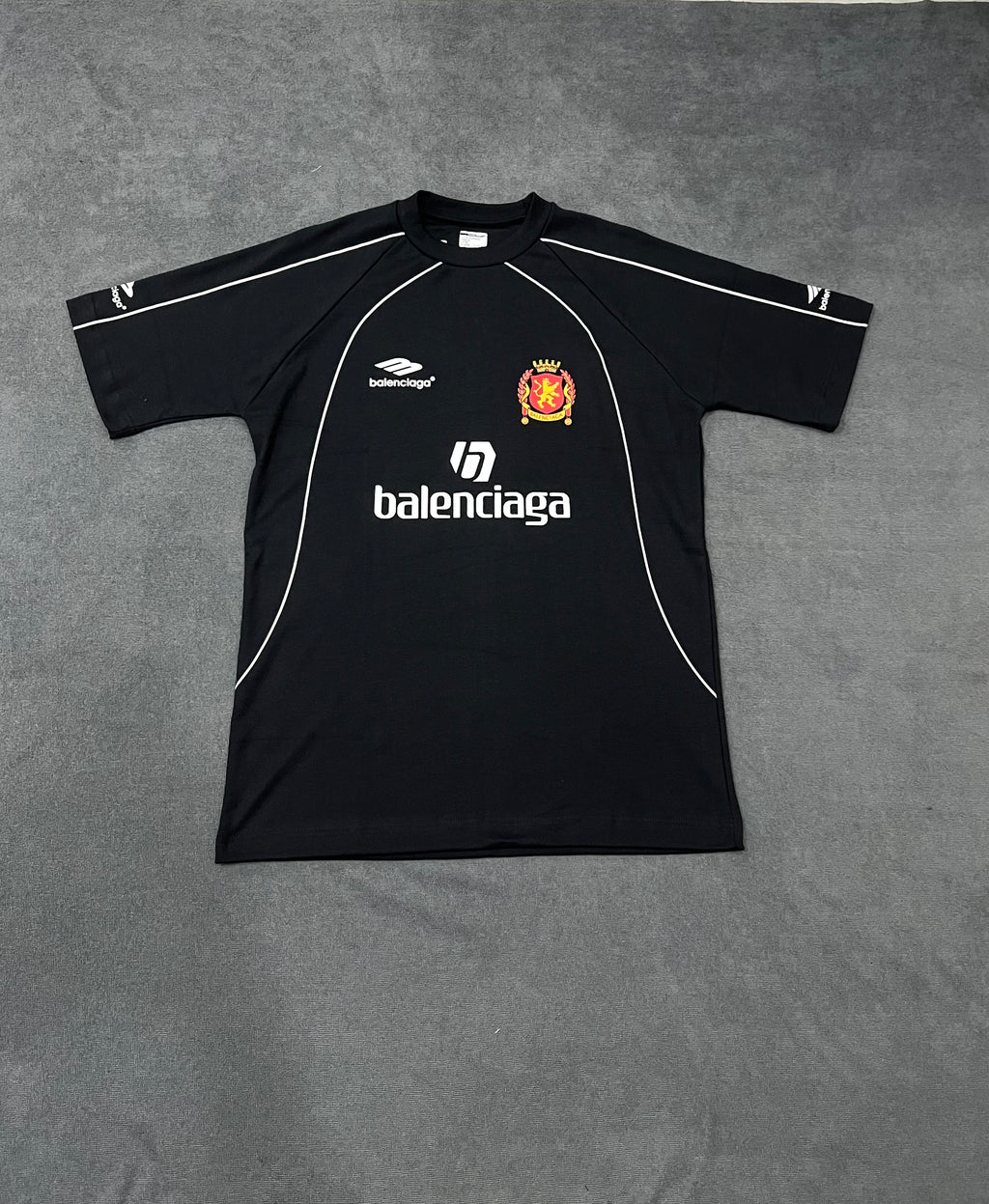 CAMISETA OVERSIZED BALENCIAGA - PRETA