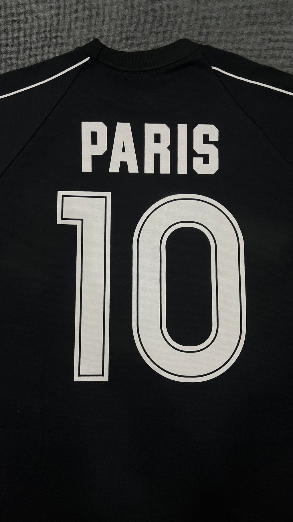 CAMISETA OVERSIZED BALENCIAGA - PRETA