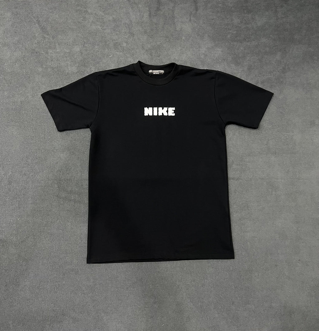CAMISETA OVERSIZED NK LOGO - PRETA