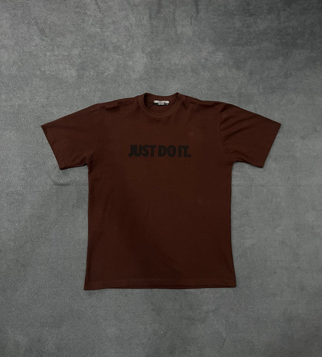 CAMISETA OVERSIZED NK JUST DO IT - MARROM