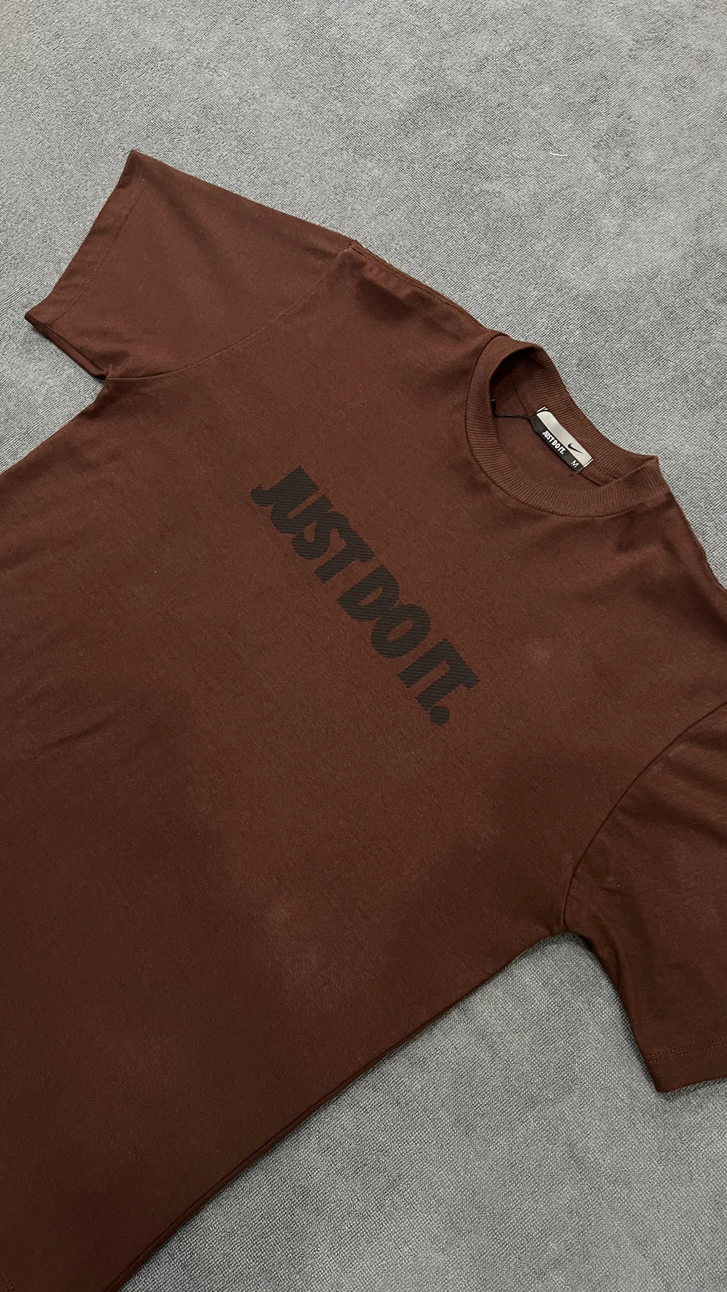 CAMISETA OVERSIZED NK JUST DO IT - MARROM