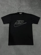 CAMISETA OVERSIZED NK LOGO - PRETA