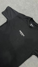 CAMISETA OVERSIZED ESSENTIALS - PRETA