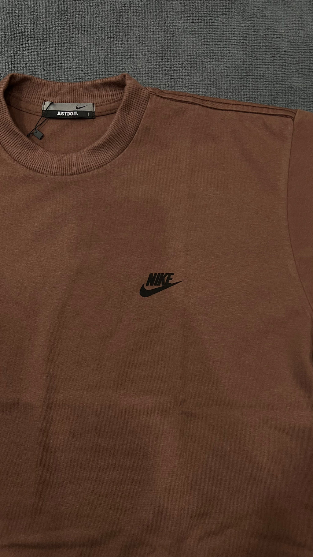 CAMISETA OVERSIZED NK JUST DO IT - MARROM