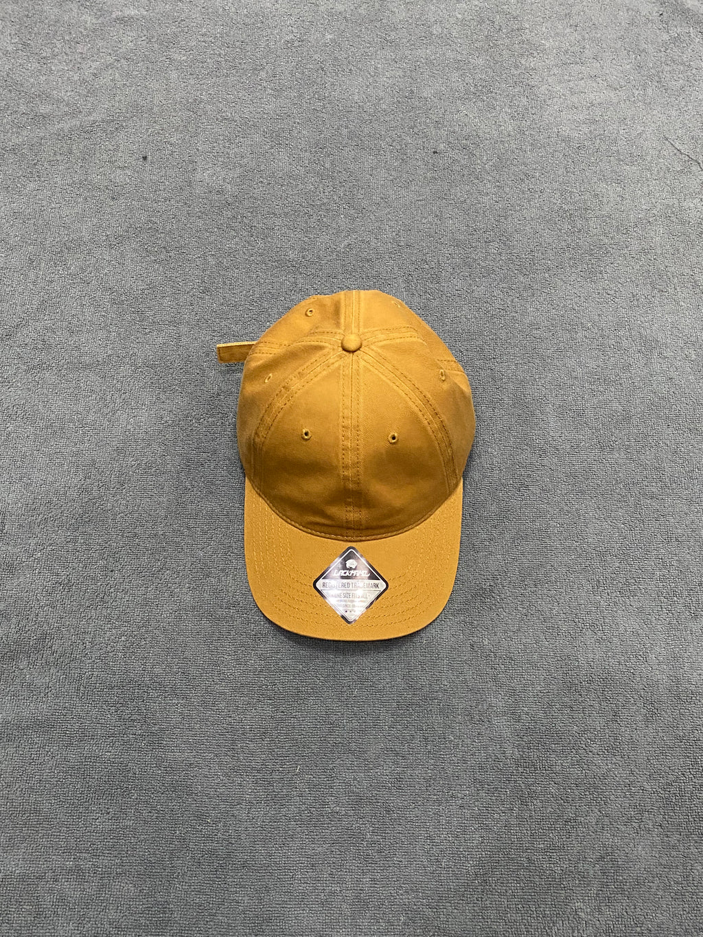 BONÉ BÁSICO - AMARELO