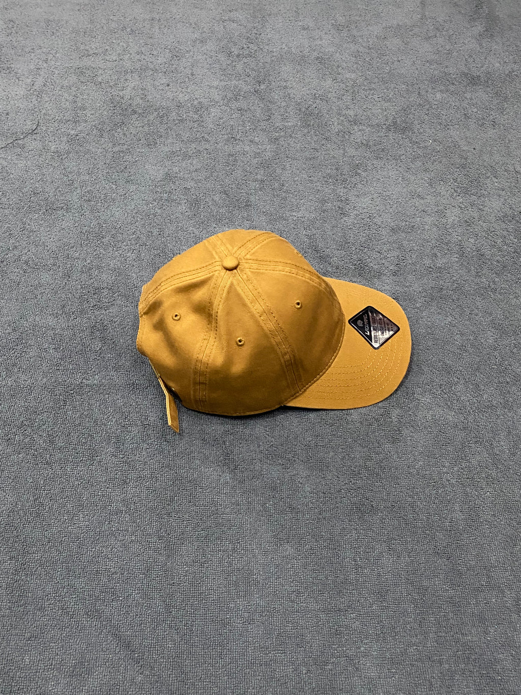 BONÉ BÁSICO - AMARELO