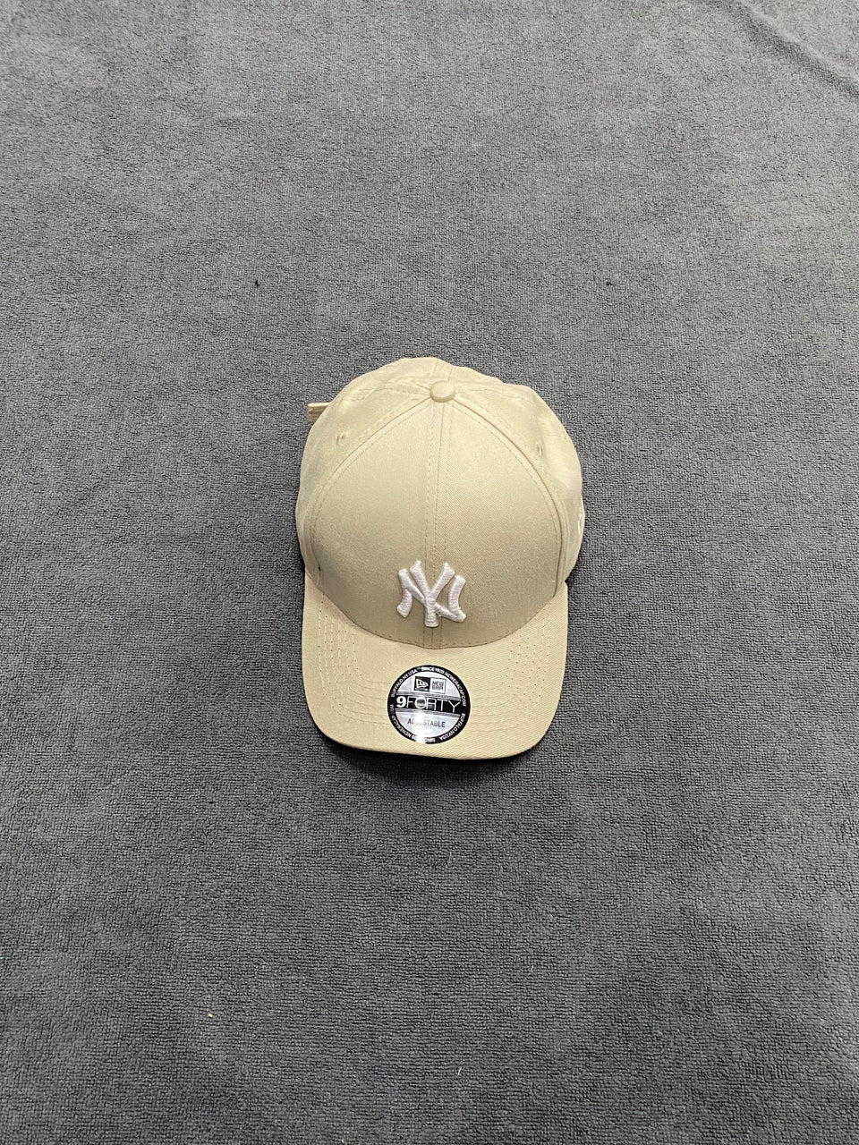 BONÉ NEY ERA - BEGE