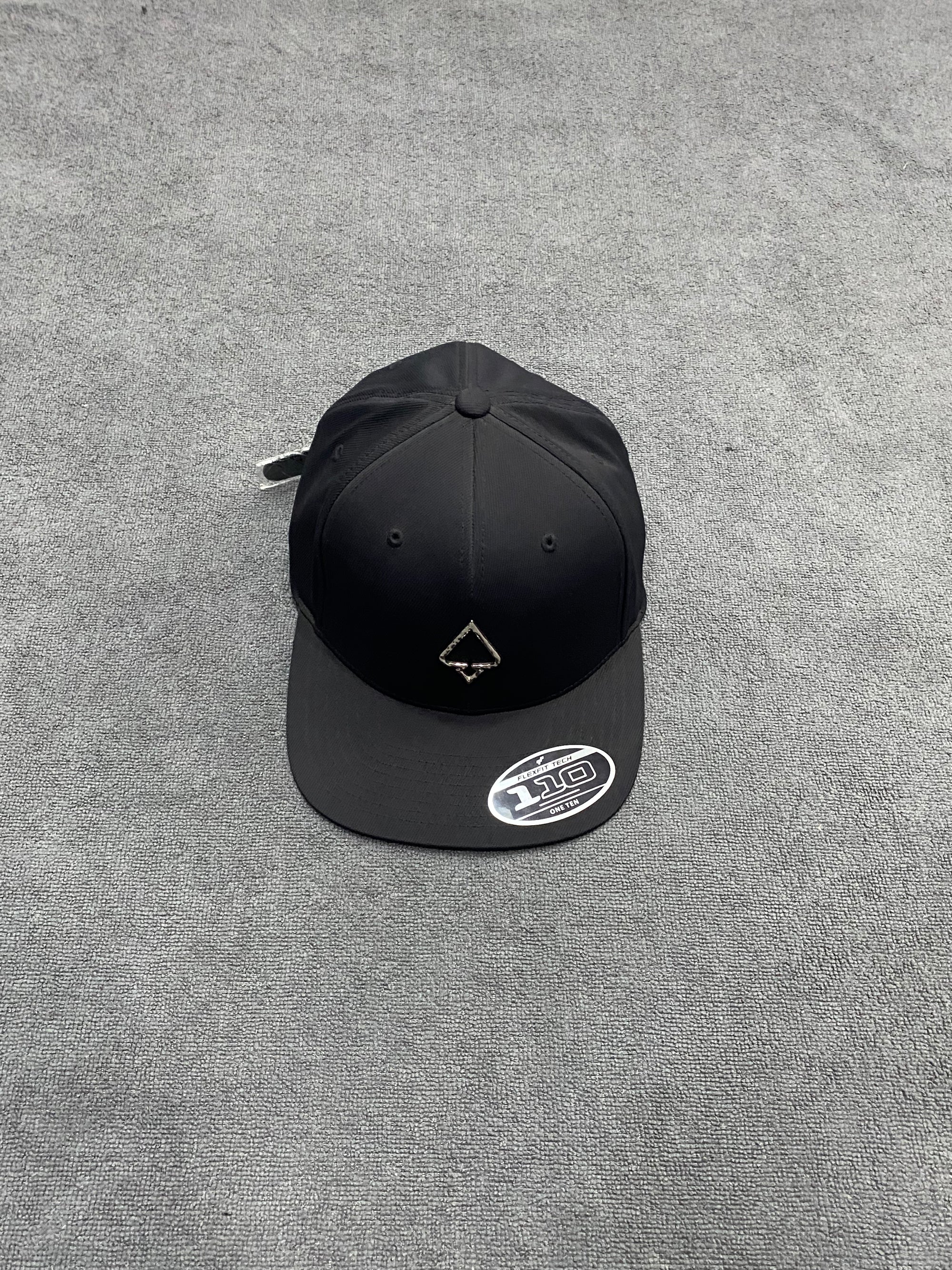 BONÉ MCD ESPADA - PRETO