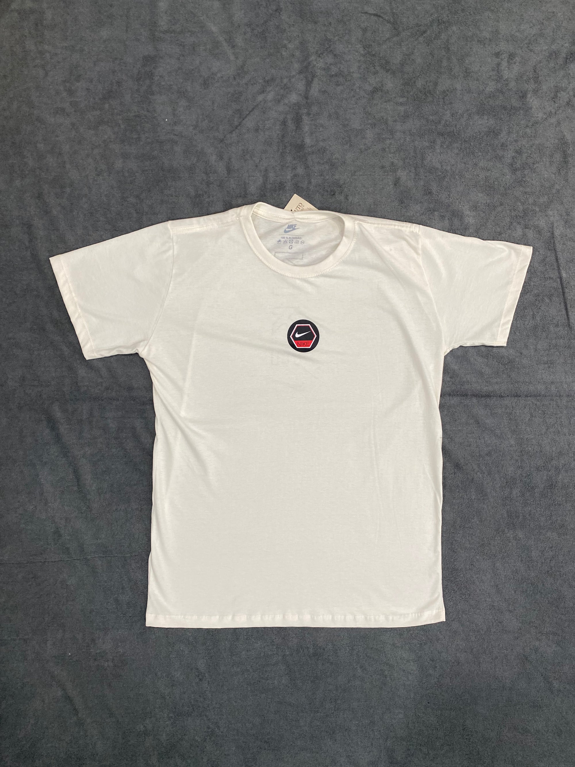 CAMISETA NK LOGO - BRANCA