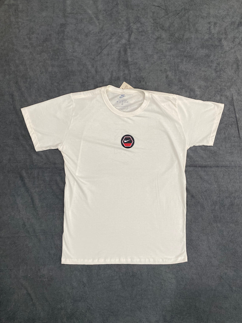 CAMISETA NK LOGO - BRANCA