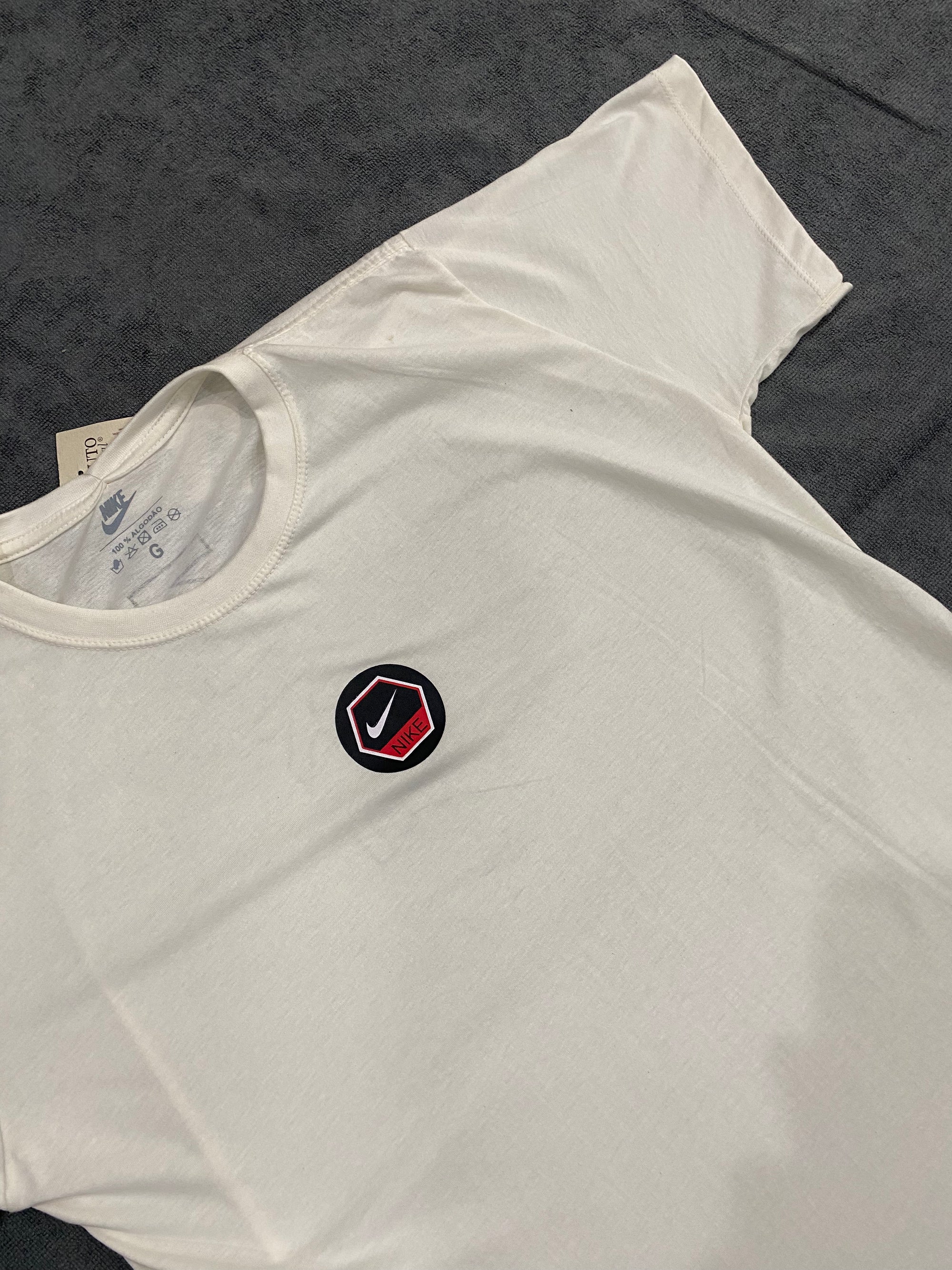 CAMISETA NK LOGO - BRANCA