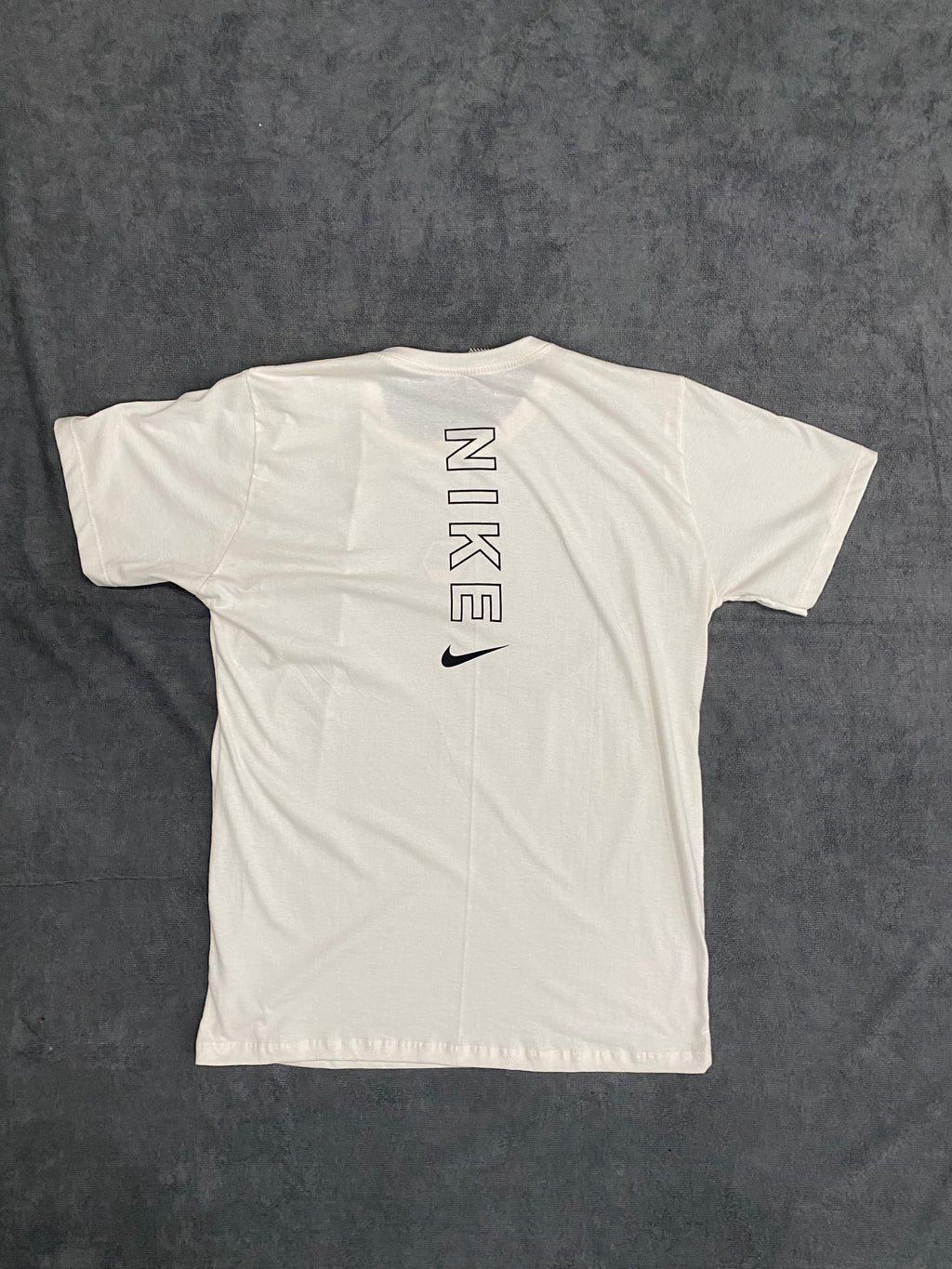 CAMISETA NK LOGO - BRANCA