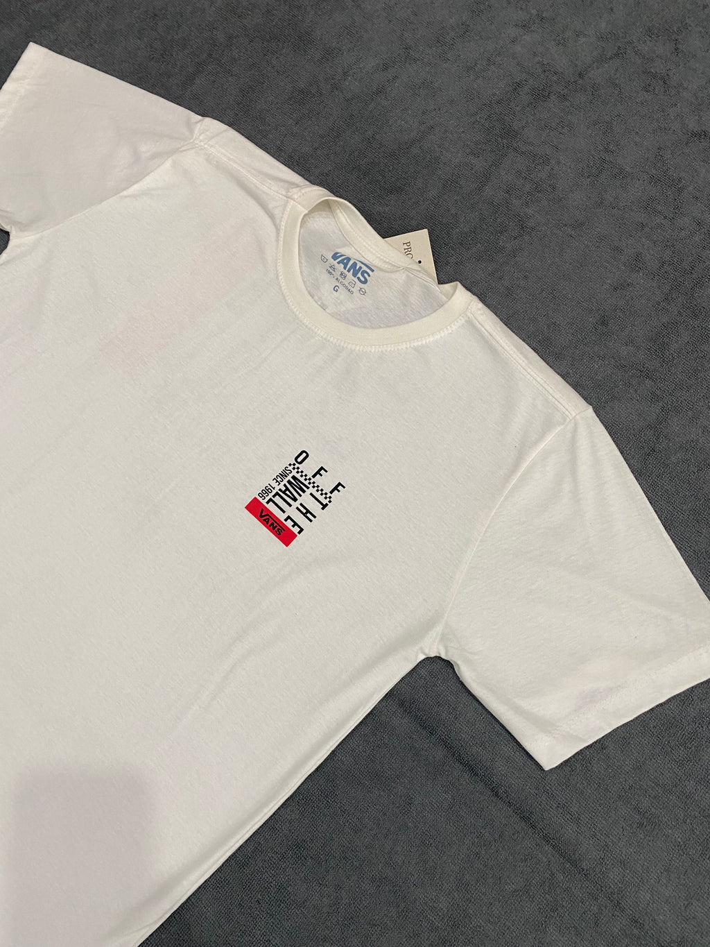 CAMISETA VANS THE WALL - OFF WHITE
