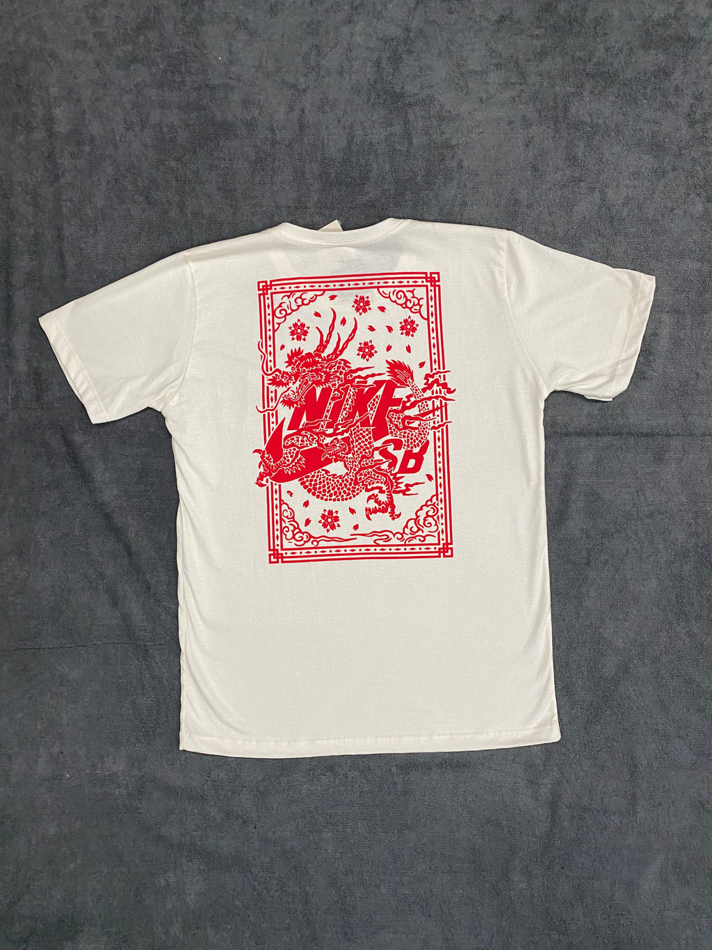 CAMISETA NK SB - OFF WHITE