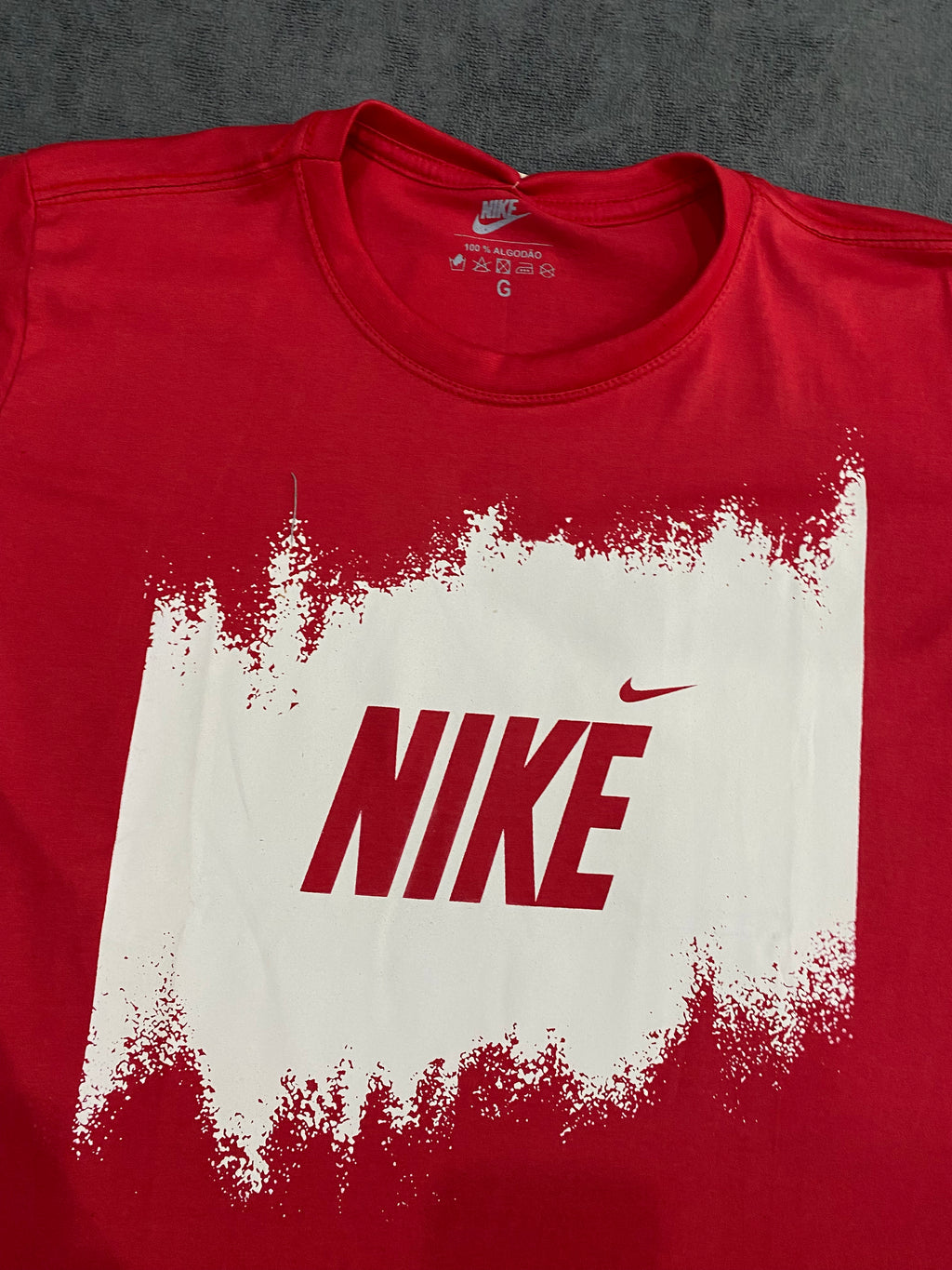 CAMISETA NK LOGO - VERMELHA