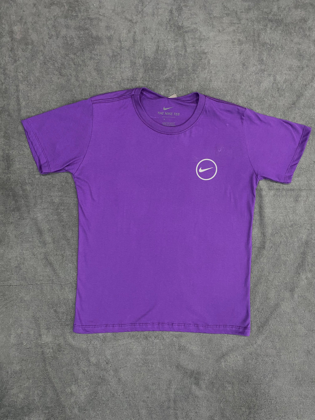 CAMISETA NK LOGO - ROXO