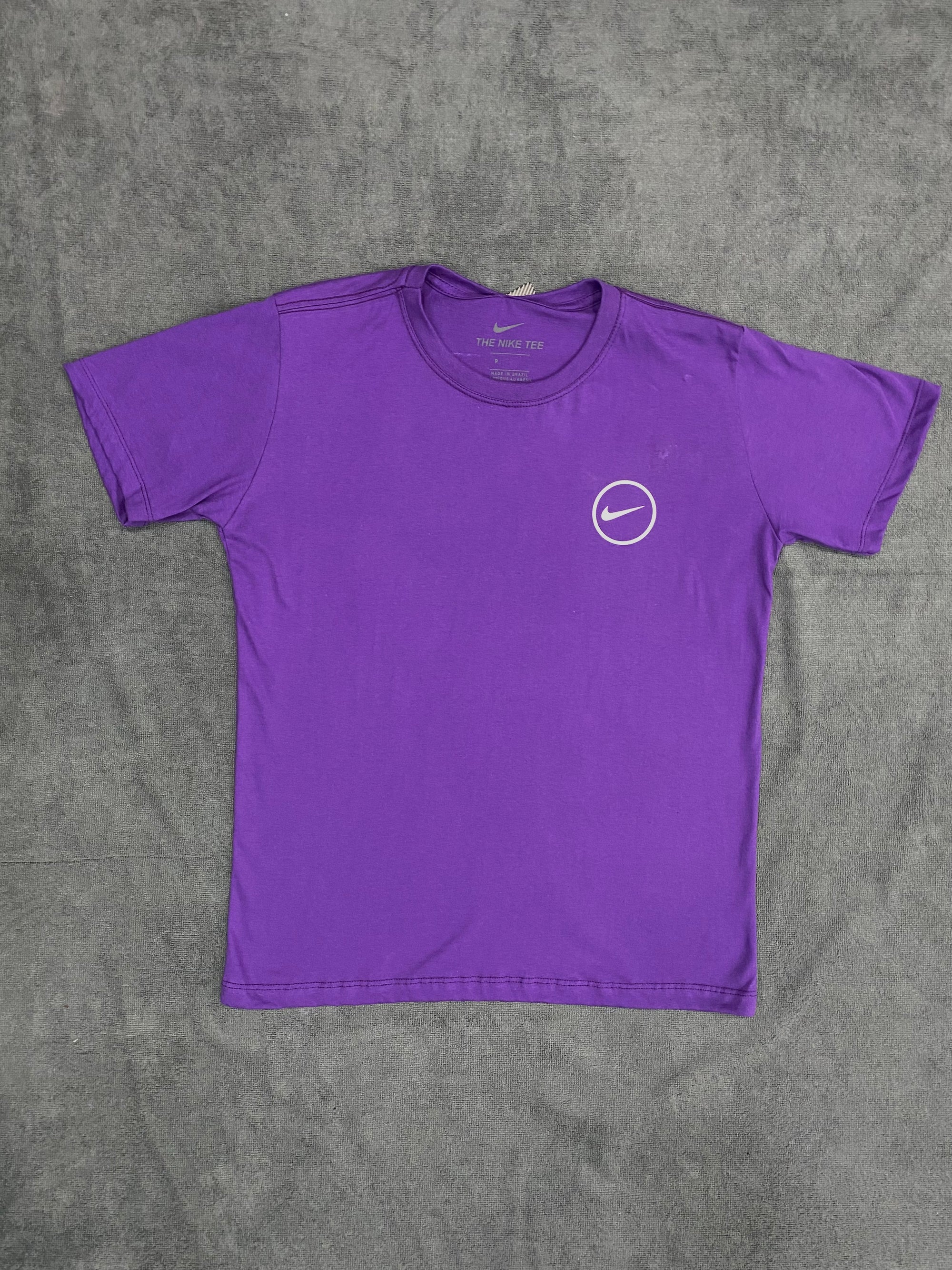 CAMISETA NK LOGO - ROXO