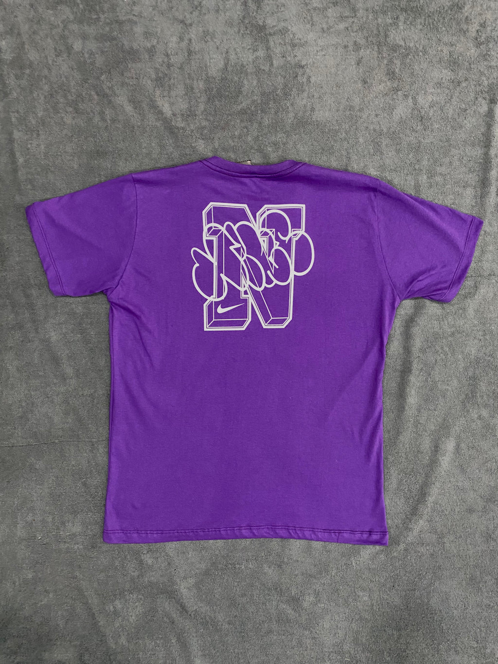 CAMISETA NK LOGO - ROXO