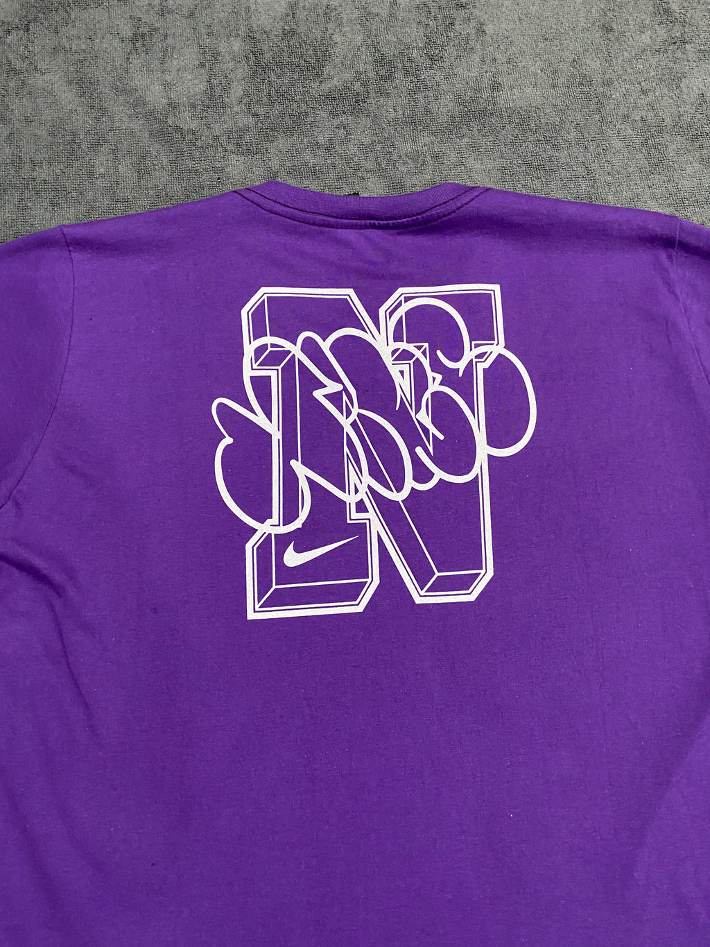 CAMISETA NK LOGO - ROXO