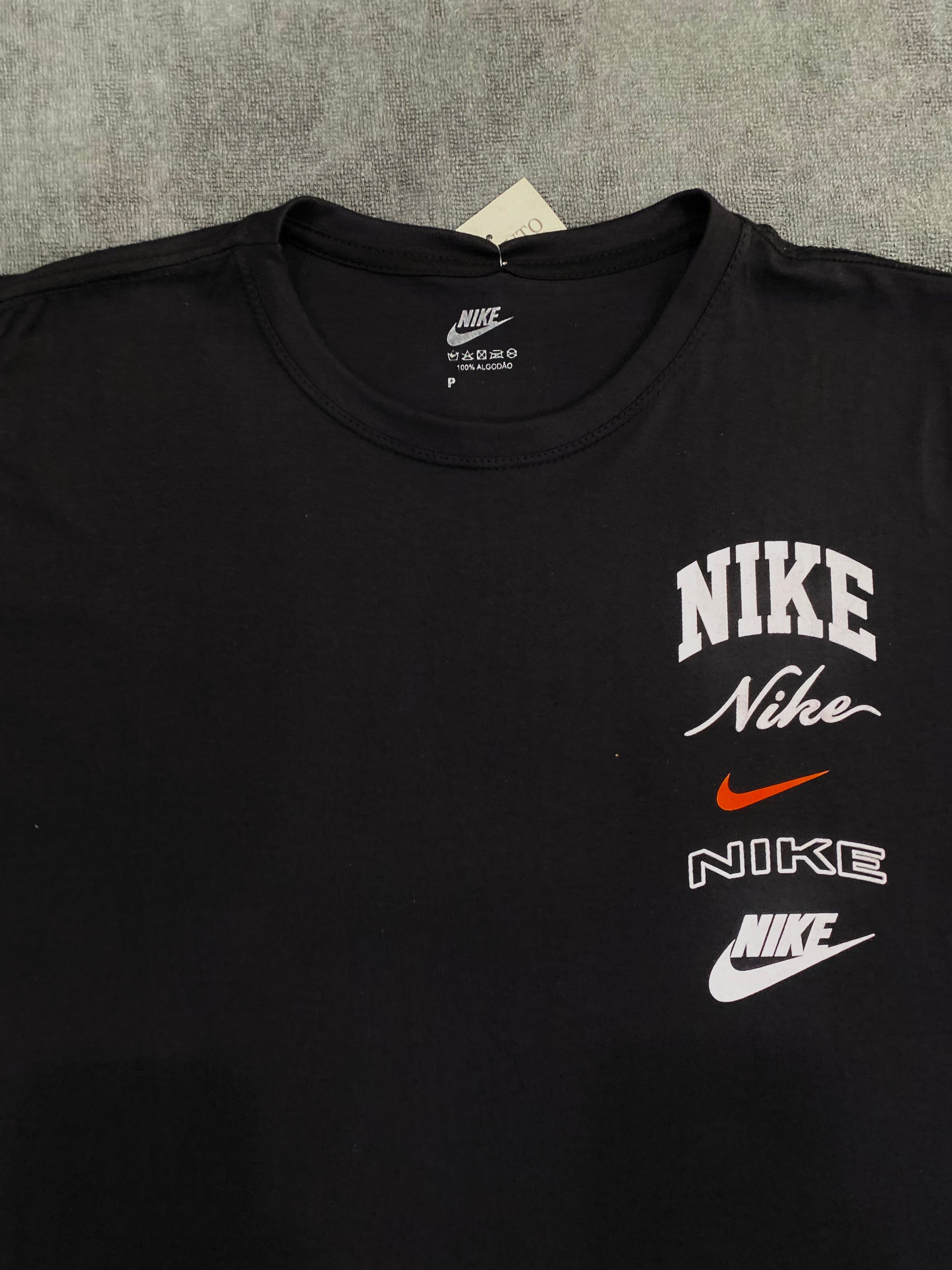 CAMISETA NK FIVE LOGO - PRETA