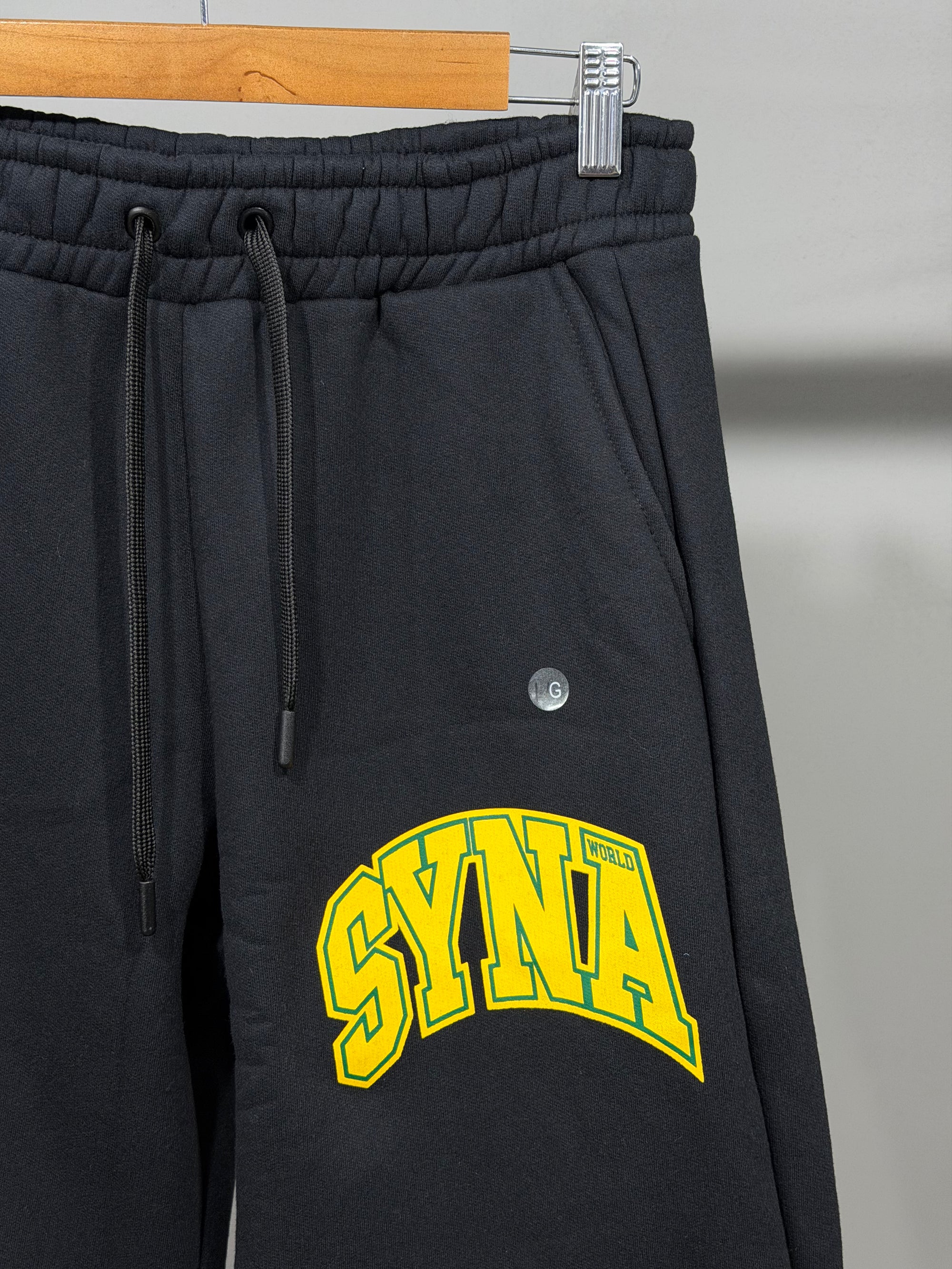 Conjunto Moletom Syna - Preto