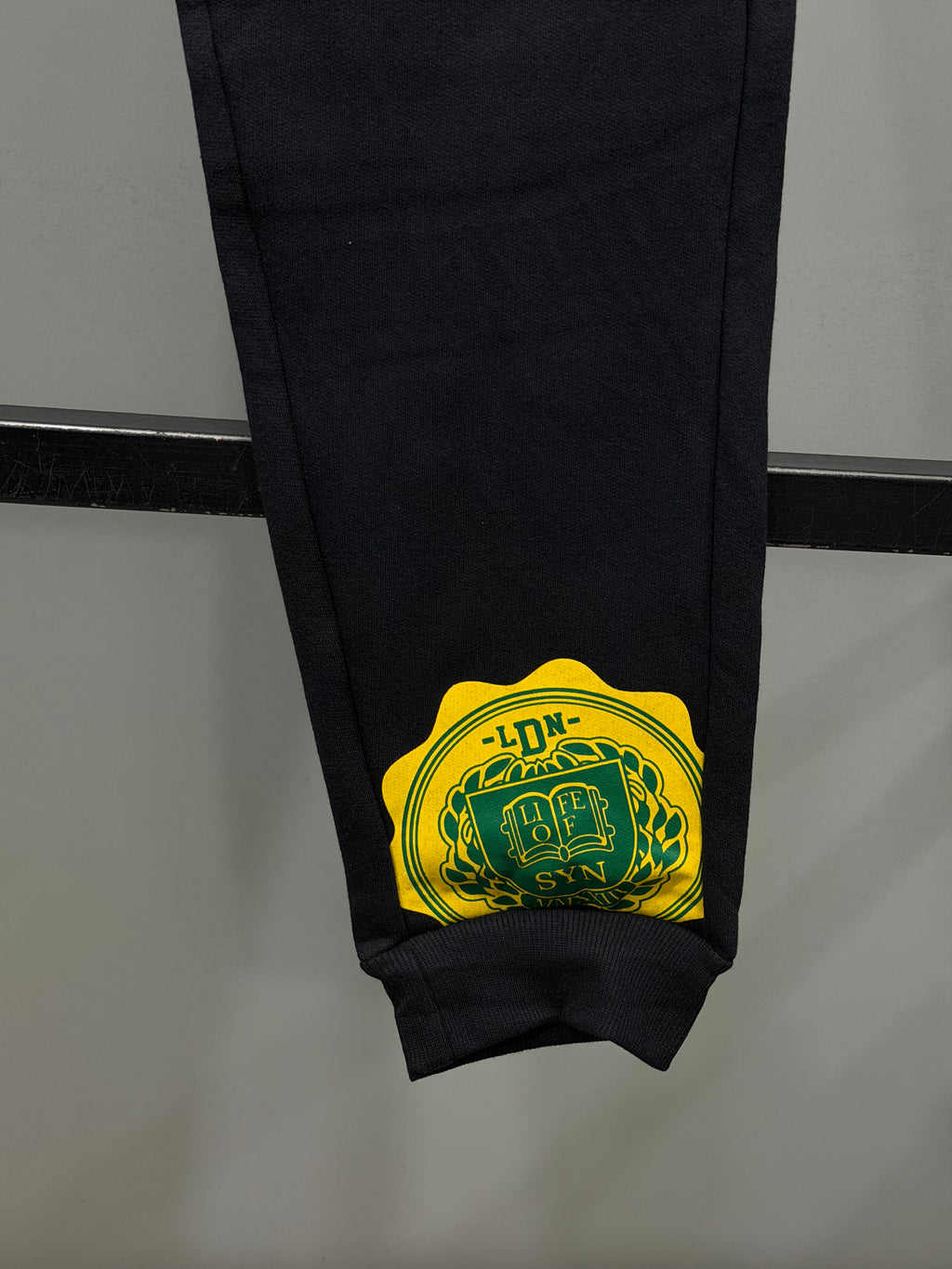Conjunto Moletom Syna - Preto