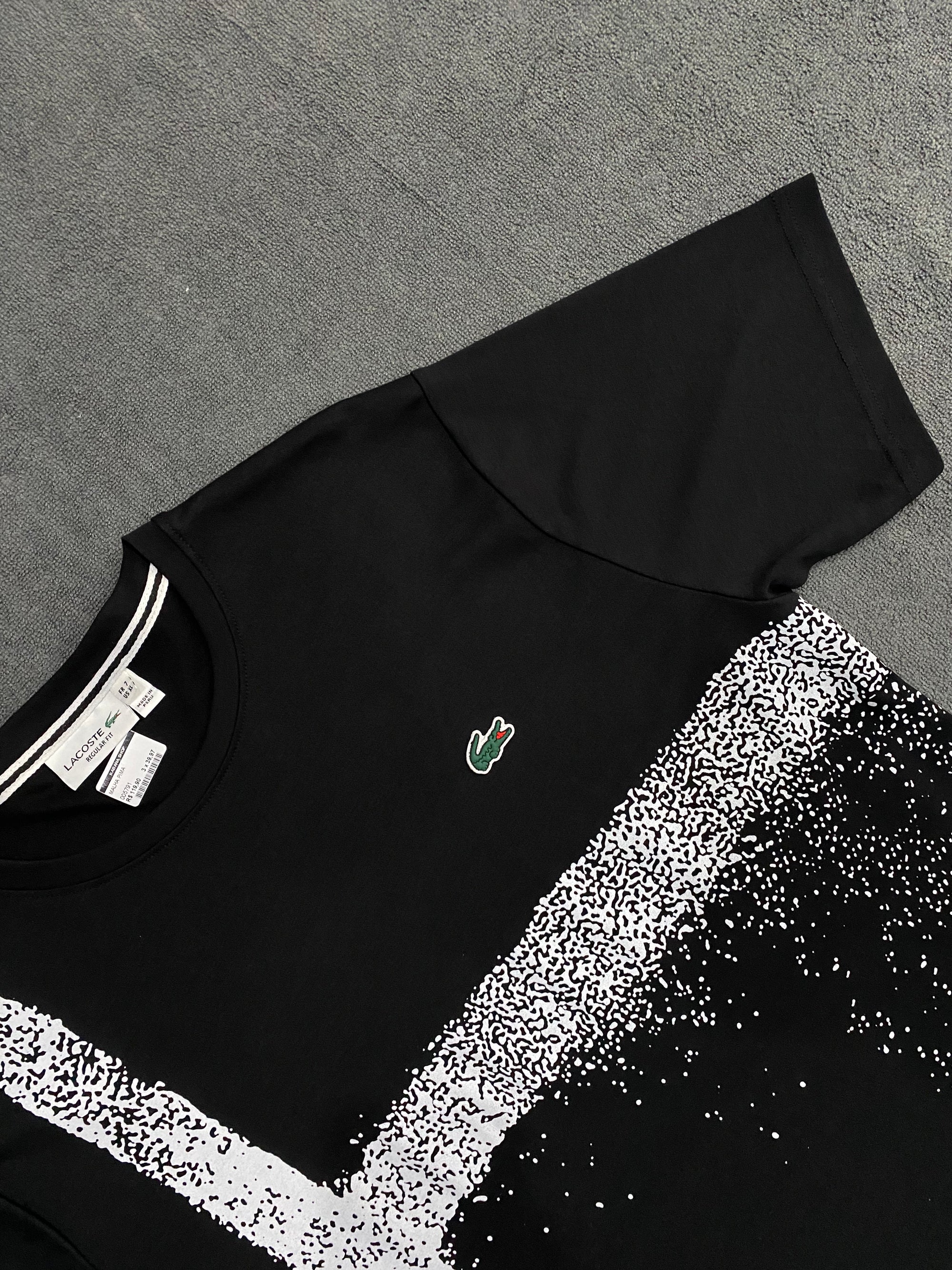 CAMISETA MALHA PIMA LCST - PRETA/BRANCA