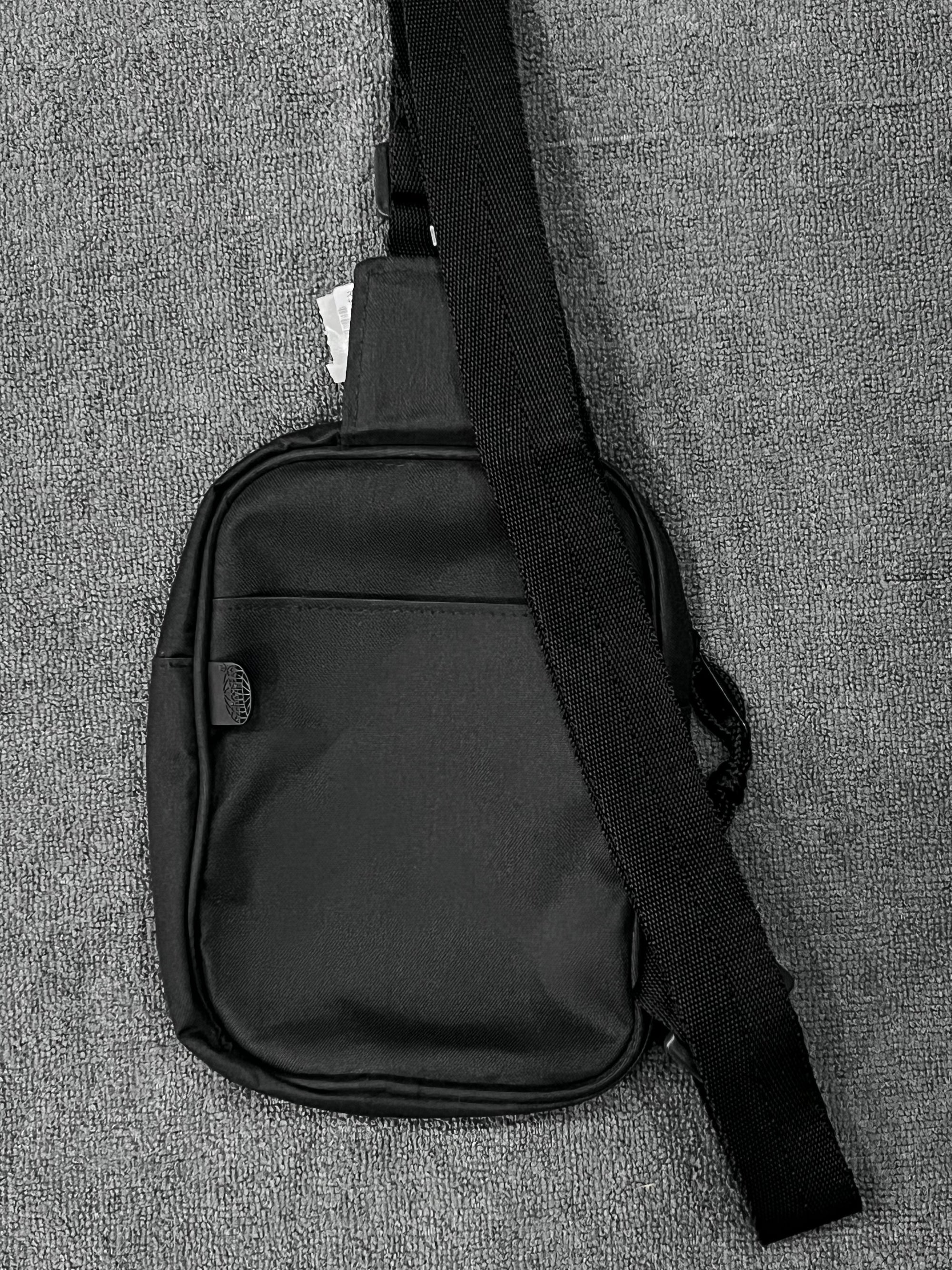 SHOULDER BAG CHRONIC - PRETA