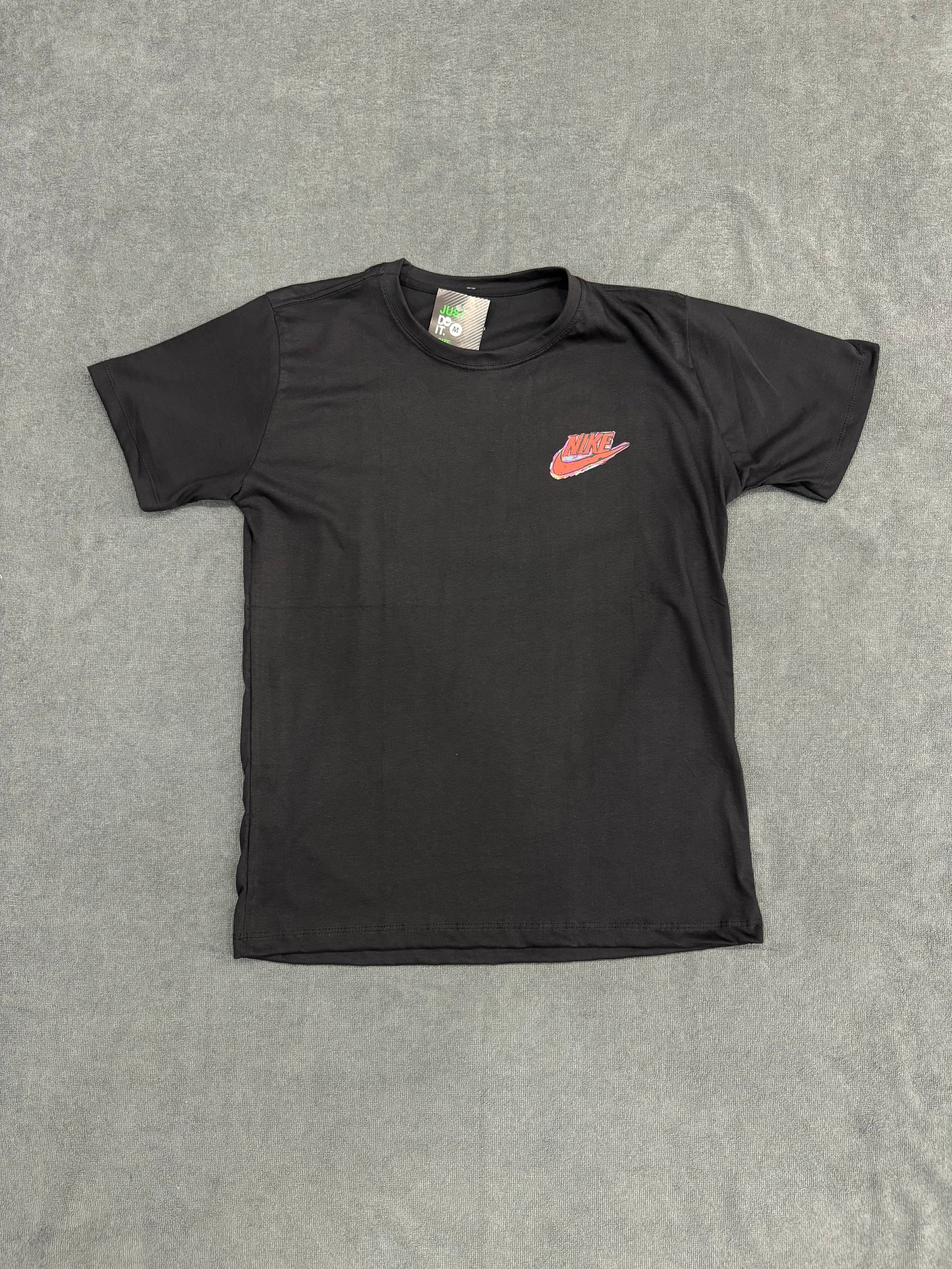 CAMISETA NK BASKET - PRETA